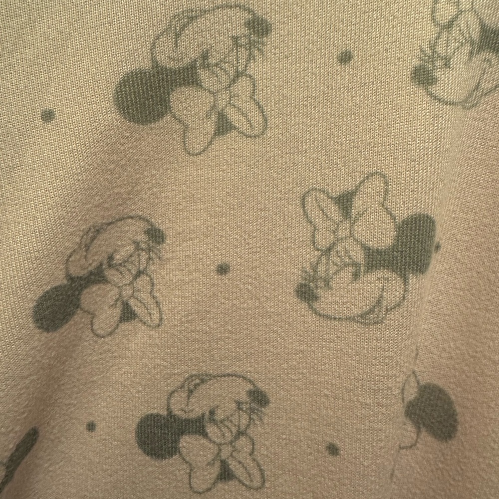 Disney women’s pajamas size XL - Picture 3 of 5